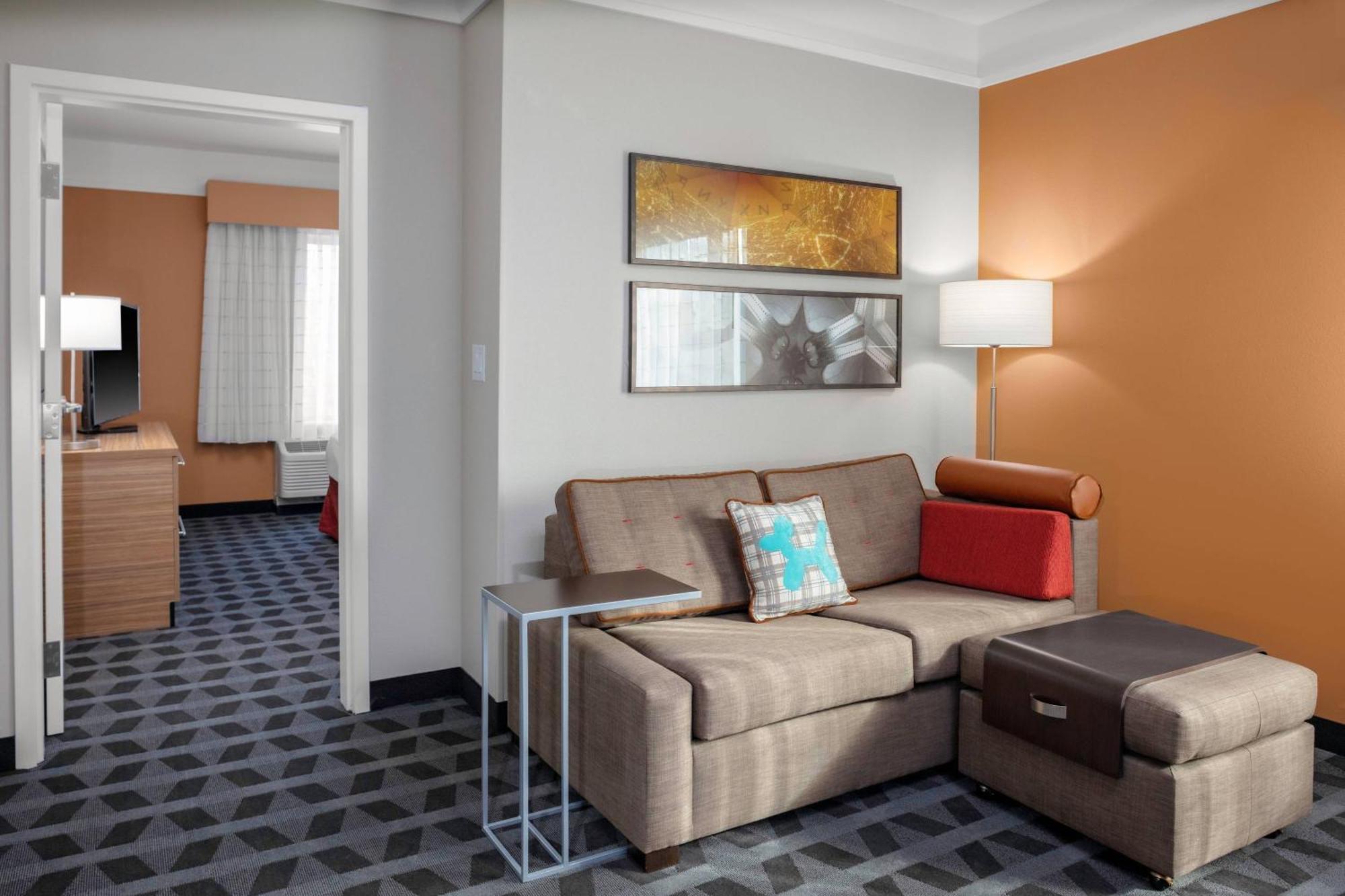 ทาวน์เพลซ สวีท บาย แมริออท เกนส์วิลล์ Hotel ภายนอก รูปภาพ